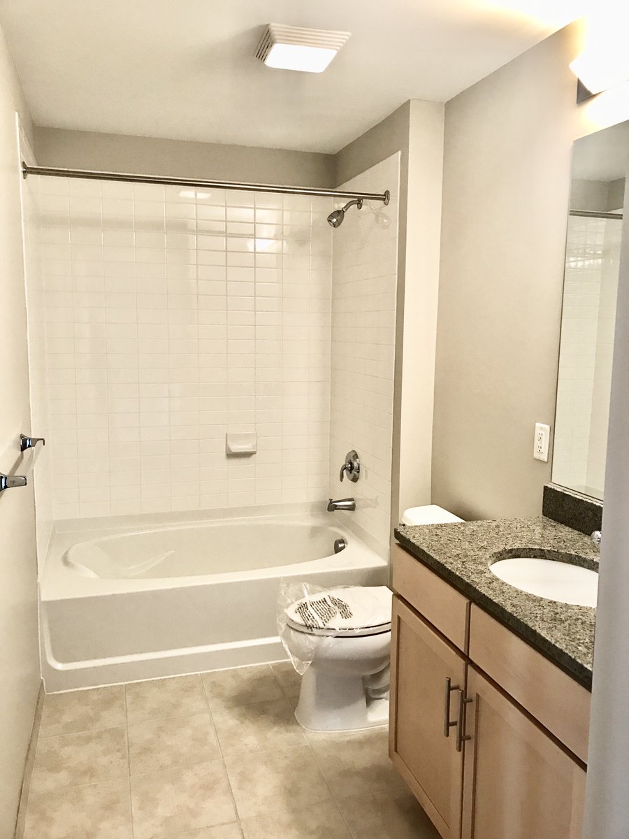 YaleWestApts's tweet photo. Soak in all the MTV Triangle has to offer in one of our studio homes! 

If you are looking for a home that feels spacious, has ample closet space and has a killer view then make sure to check out our 22nd tier studio homes. To schedule a tour give us a call at (202)-969-8549. https://t.co/Fg8UHcJwZ8