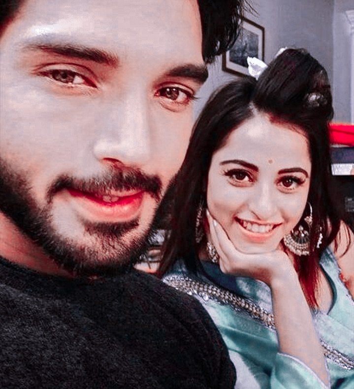 PianshH's tweet photo. #wewantniyarshback in onscreen again https://t.co/X4IYWNF4b9
