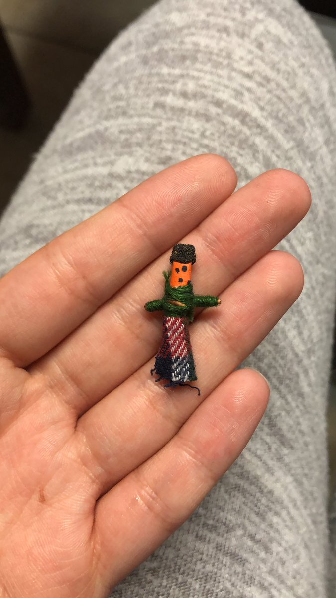 MEXICAN MOOTS HELP 

i went to a mexican restaurant last year when i went on vacation and the waitress gave me and my friends this 

can someone tell me the meaning behind this or the symbolicness of it 🥺 thank you