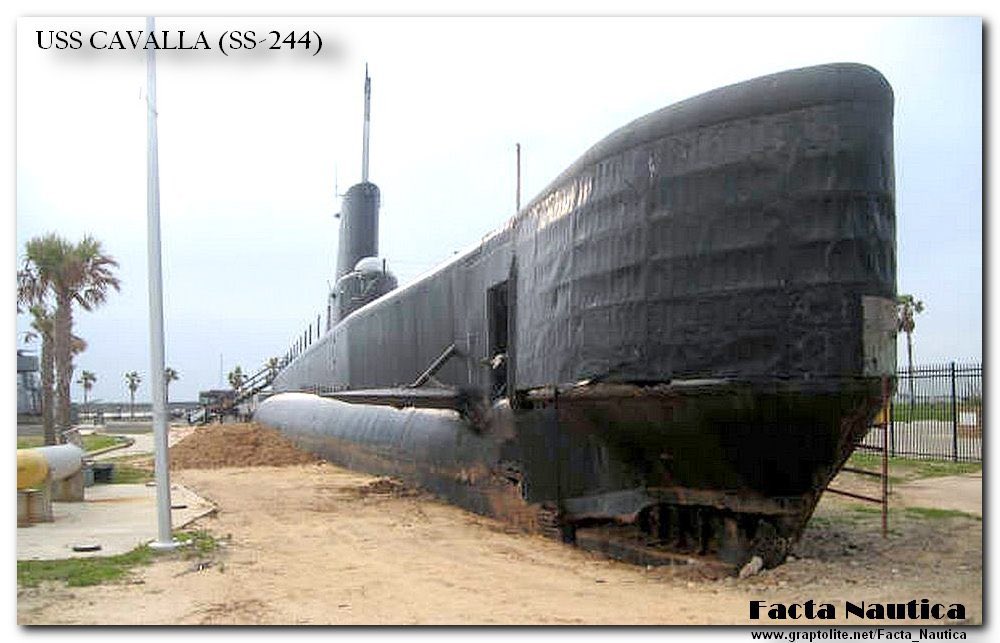 JPR_SSN804's tweet photo. #SubSunday The #SSK was a specialized submarine mission in the 1950s that saw #WW2 #Gatoclass veterans converted with special sonars and fire control updates and new small boats ready to lie in wait for passing USSR Subs.  By 1960s the specialized ASW roll became common all subs https://t.co/h3mHSX62v5