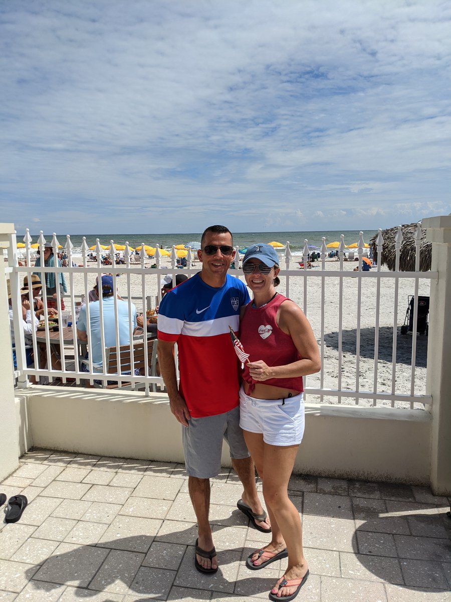 adamguillette's tweet photo. #pausepolitics
#playbeach https://t.co/hXzlN9ABnG