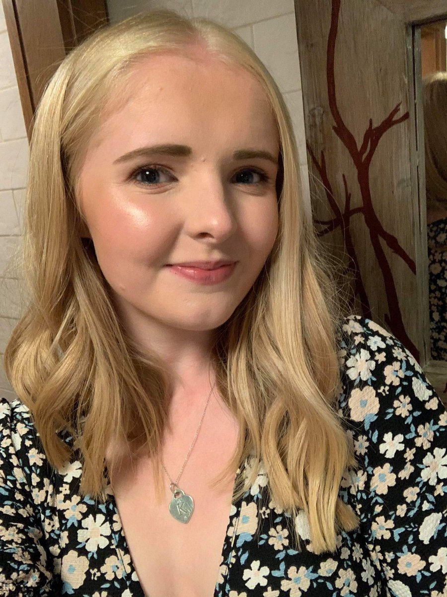 OUR SECRETARY: Kirsty Elizabeth
Year of study: 3rd year 
Favourite placement: Antenatal Ward 🤰🏼 
What I love about Midsoc: “the little family of 1st, 2nd and 3rd years it creates as well as the study days and socials 👩🏼‍🤝‍👩🏽🥳 
Kirsty’s uni email: hark2_17@uni.worc.ac.uk ✨