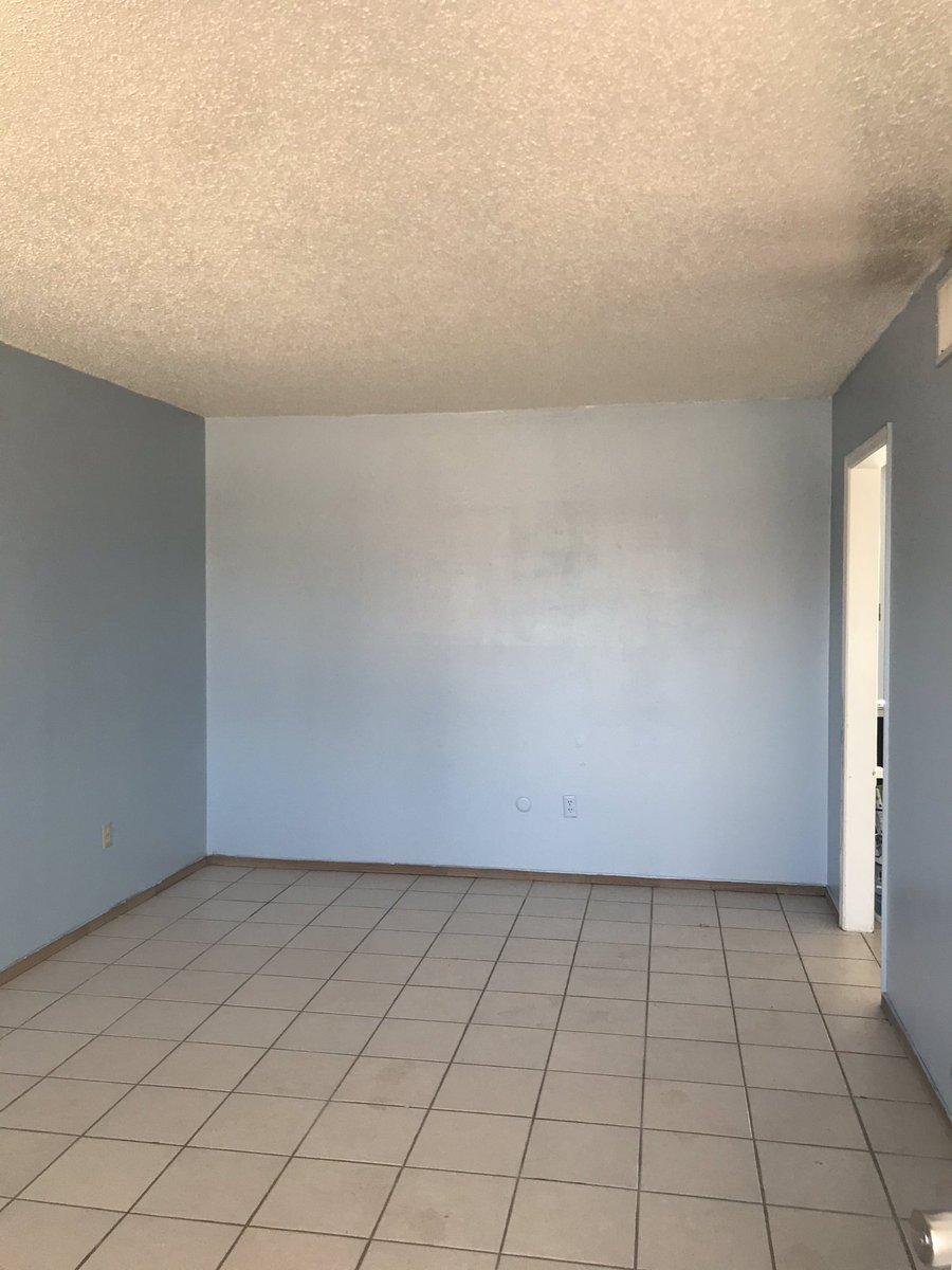 nicoledreamhome's tweet photo. Instant Cash Flow!! CAP RATE 13%, TENANT PAYS $1250 MONTHLY, YEAR LEASE, TENANT RESPONSIBLE FOR ALL UTILITIES AND REPAIRS. 

CASH, HARD MONEY, OR OWNER FINANCING WITH 20% DOWN!!

$111,000...Spacious brick 3 bedrooms 1.5 baths home located in El Paso TX. https://t.co/pXmX0FREyU