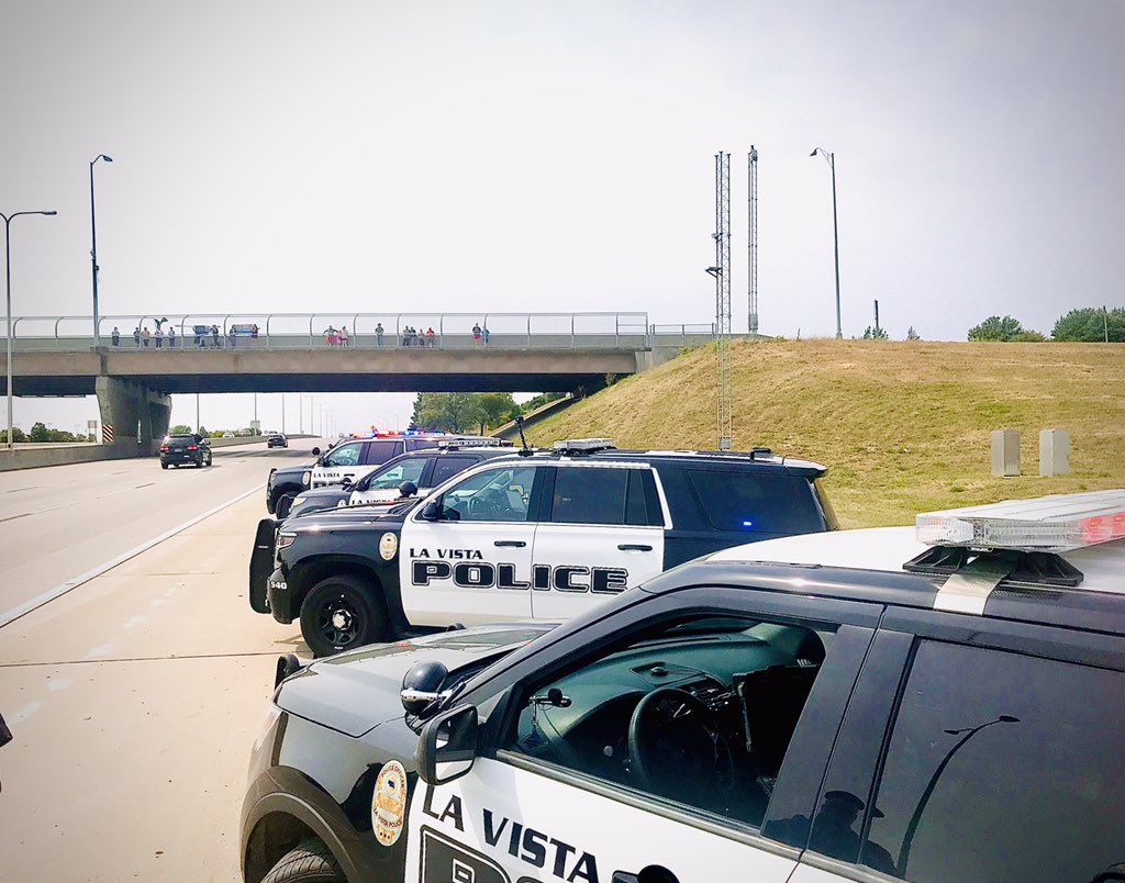 Paying respects to the escort of our fallen brother Investigator Herrera heading back to Lincoln.  Rest easy brother, we’ll take it from here! <a href="/lavistapolice/">La Vista Police</a> <a href="/CityofLaVista/">@cityoflavista</a> @SgtCzarnick <a href="/OfcBergerLVPD/">Officer Berger</a> <a href="/OfcDoolingLVPD/">Ofc S Dooling</a> @LPDChiefLausten