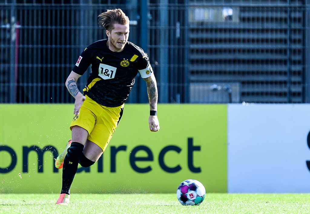 SpiderSchlotti's tweet photo. #BVBSPA #BVB 🐝 https://t.co/2n7kNplxfL