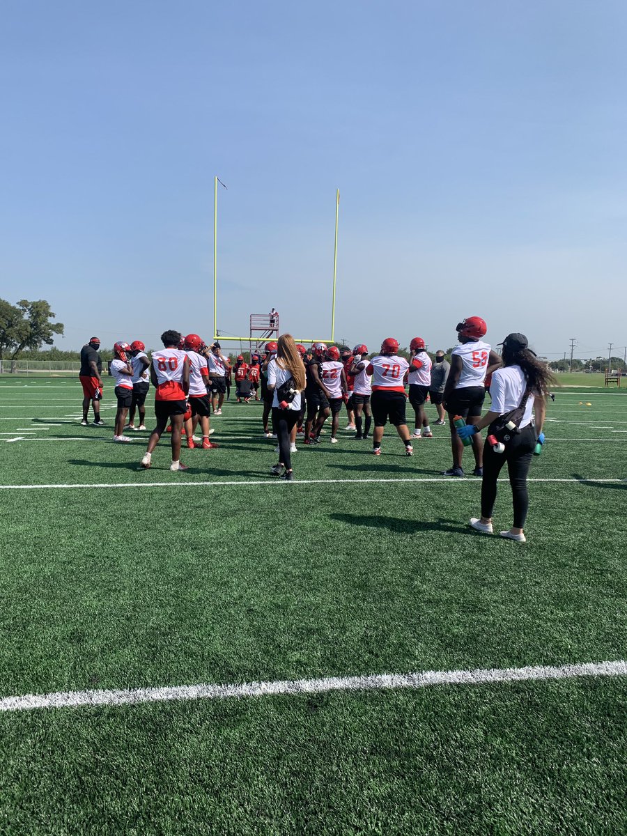 HornJATS's tweet photo. “Official” first day back at FB 🏈 & it looked a little different but it was a great day. The credit goes to all my students who adapted to the changes and made sure to keep our players safe and hydrated! I’ve got the best student staff in the state! @HornJagsRecruit #FBisBack https://t.co/xQ5f5bJhcM
