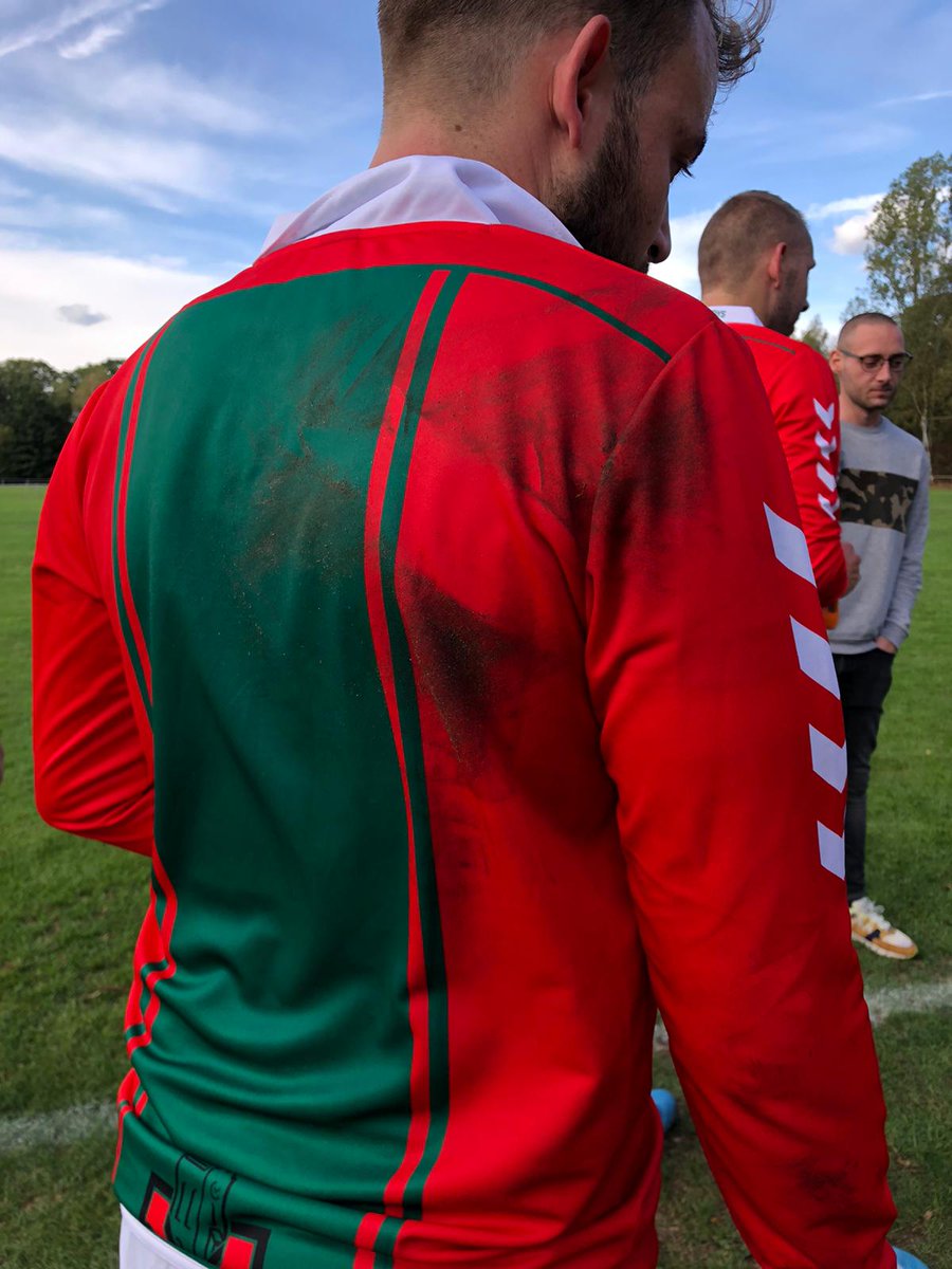 svBonboys's tweet photo. Nadat vorige week de 90 minuten voor een aantal spelers net iets te lang bleek, besloot Koen van Wijk een conditionele prikkel uit te delen op de woensdag.
Lees meer: https://t.co/WNOgSoL5d1 https://t.co/3BkA6O3yoN