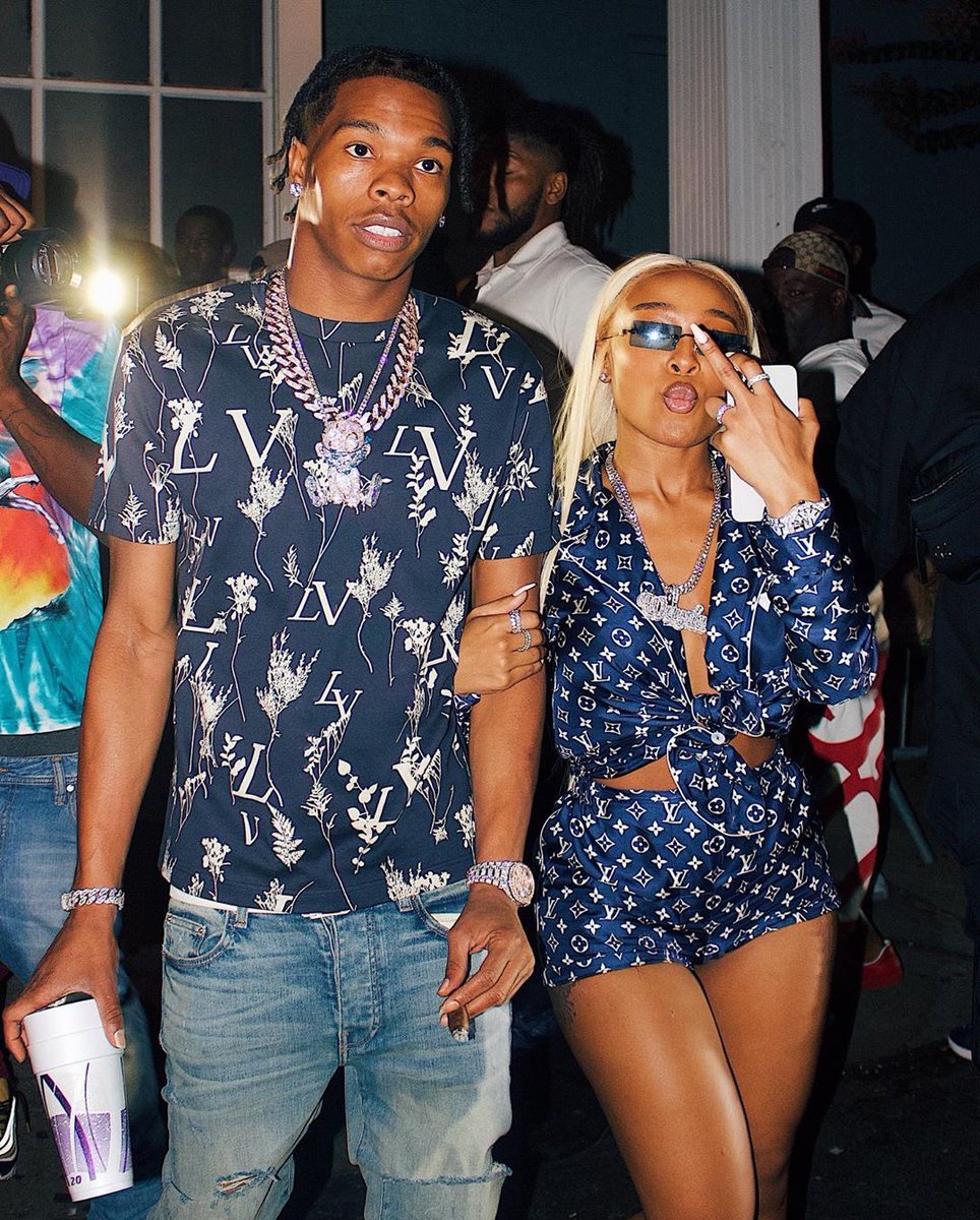 waaydamin's tweet image. Mr. &amp;amp; Mrs. 💙