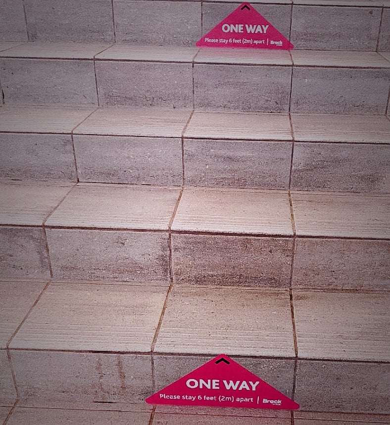 ChrisTheWebDev's tweet image. Only one way to go this year. Up!