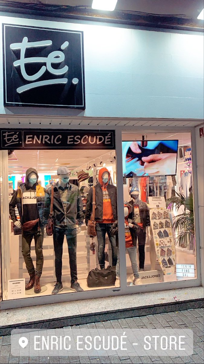 ENRICESCUDE's tweet photo. Tiki, tiki, miau, miau. Otoño 2020, tócate el #enricescude #modaycalidadaprecioasequible #mihermanameproboca #rubicity
.
.
.
.
#modacaballero
#hombresconestilo
#estilohombre
#menstyletips
#lookhombre
#modaurbana
#hombres
#casuales https://t.co/out5n8pCr8