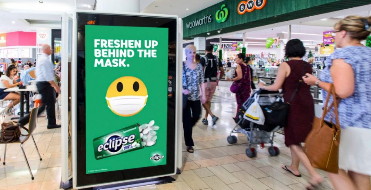 ImagenCreativaU's tweet photo. Mars nos ayuda a luchar 💪🏼 contra el aliento enmascarado, a través de esta gran campaña de Eclipse que anima a 🌬️ refrescar tu aliento cuando usas tapabocas 😷😷😷
#FreshenUpBehindTheMask
#OOH #PublicidadExterior https://t.co/xIiCeNCx1Z