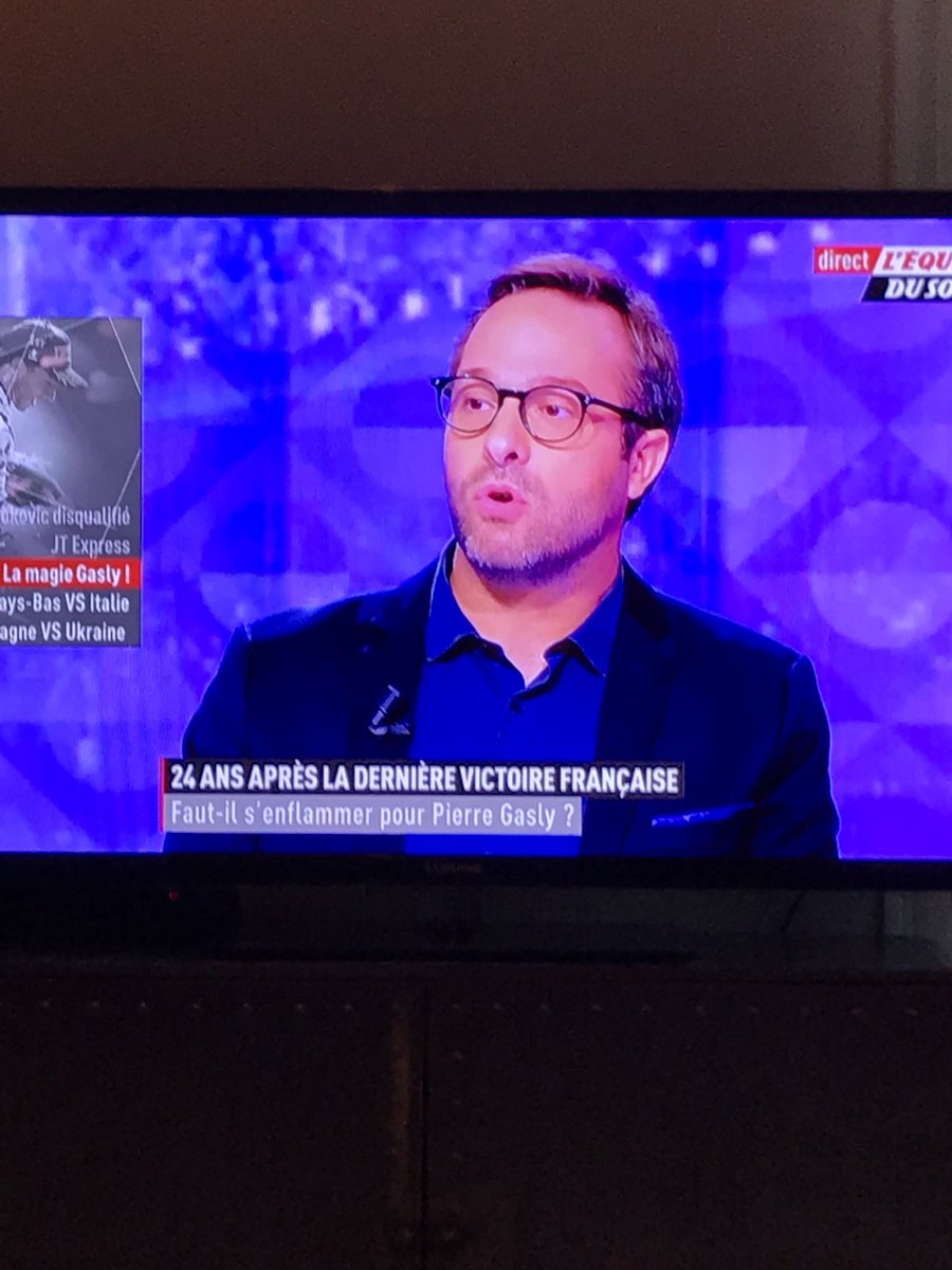 ⁦<a href="/Julien_FEBREAU/">Julien FEBREAU</a>⁩ reconnu à sa juste valeur et entre dans le panthéon des plus grands commentateurs sportifs français. Vous m’avez fait redécouvrir ⁦<a href="/Formula1/">Formula1.com</a>⁩ quel bonheur de vous voir adoubé par tous notamment ⁦<a href="/erikbielderman/">erik bielderman</a>⁩ 🙌🏻👏🏻⁦<a href="/MonsieurSylvain/">Sylvain Millanvoye</a>⁩