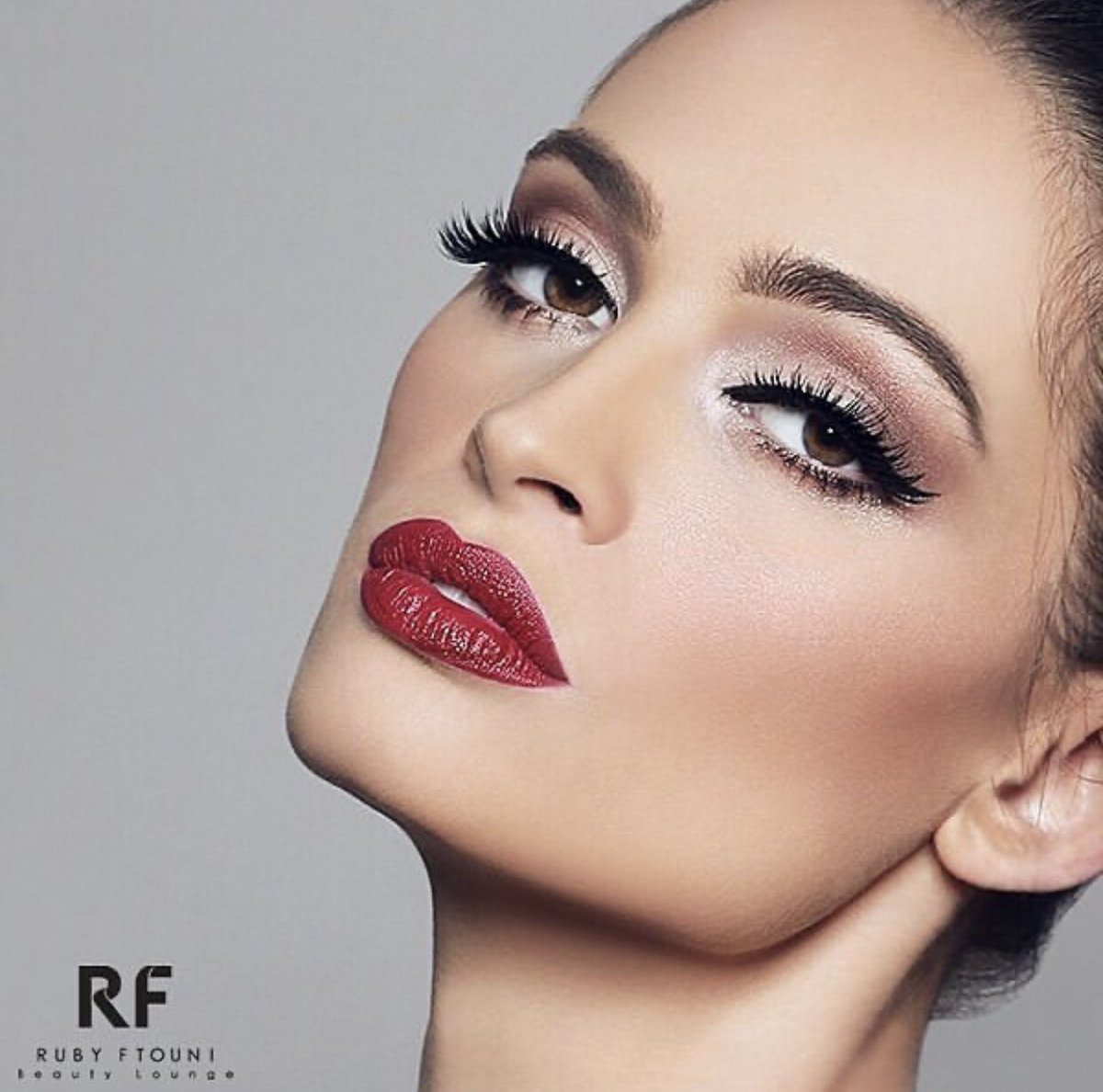 RubyFtouni's tweet photo. Beauty perfection... Lashes and Red Lips 👄 #RubyFtouni https://t.co/egp6xGU5zl