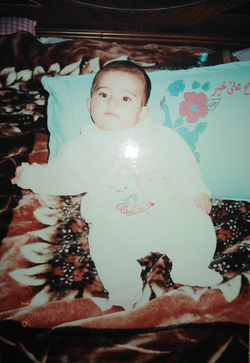 nura_3achiken's tweet photo. وانا بدي ارجع لهون بليز🤗🌚
يلا فرجونا صوركن انتوا وصغار😍 https://t.co/53elDVBehB