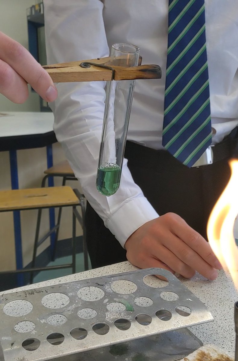 Looking at catalysts with the Higher class today. Lots of fantastic colour changes. #RISE