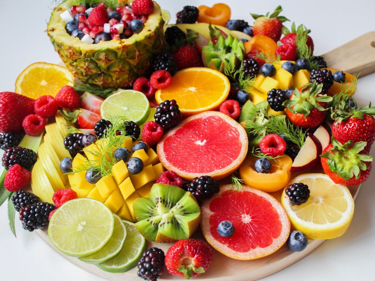 novedadnatural's tweet photo. ¿Sabías que el color de la comida puede ayudarte a bajar de peso? Todo lo que debes de saber acerca de la colorterapia. ¡Descubrelo aquí! #PerdidaDePeso #InnovaciónNatural #Bienestar https://t.co/zVMbjl61UC https://t.co/mg2t1kddKF