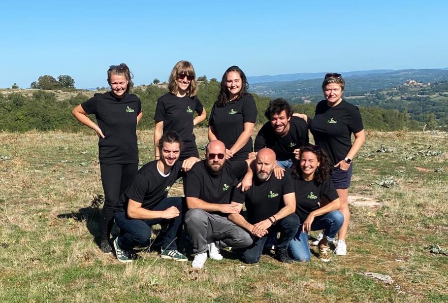 InSite_France's tweet photo. Engagés et déterminés au service d’un développement solidaire et coopératif de nos ruralités. L’équipe @InSite_France en séminaire de rentrée au complet dans le Lot!
@JoelGiraud05 @sarahelhairy @MarieTrelluKane @HauckTristan @laurerag @rberthilier @FMGeslin @CedricSZABO https://t.co/aRzI4gEaks
