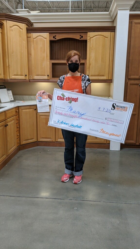 ashleypdaniel's tweet photo. Way to go Mary with her $26,530 kitchen install! And Tyler knocking it out of the park with her $25,670 in leads in the past two weeks, on top of being the top generator on her team! You ladies rock! #d91moredoings #d91servicerecognition @sabrinaseidel22 @AccAreta @guest_charles https://t.co/iOlQ0JD6jr