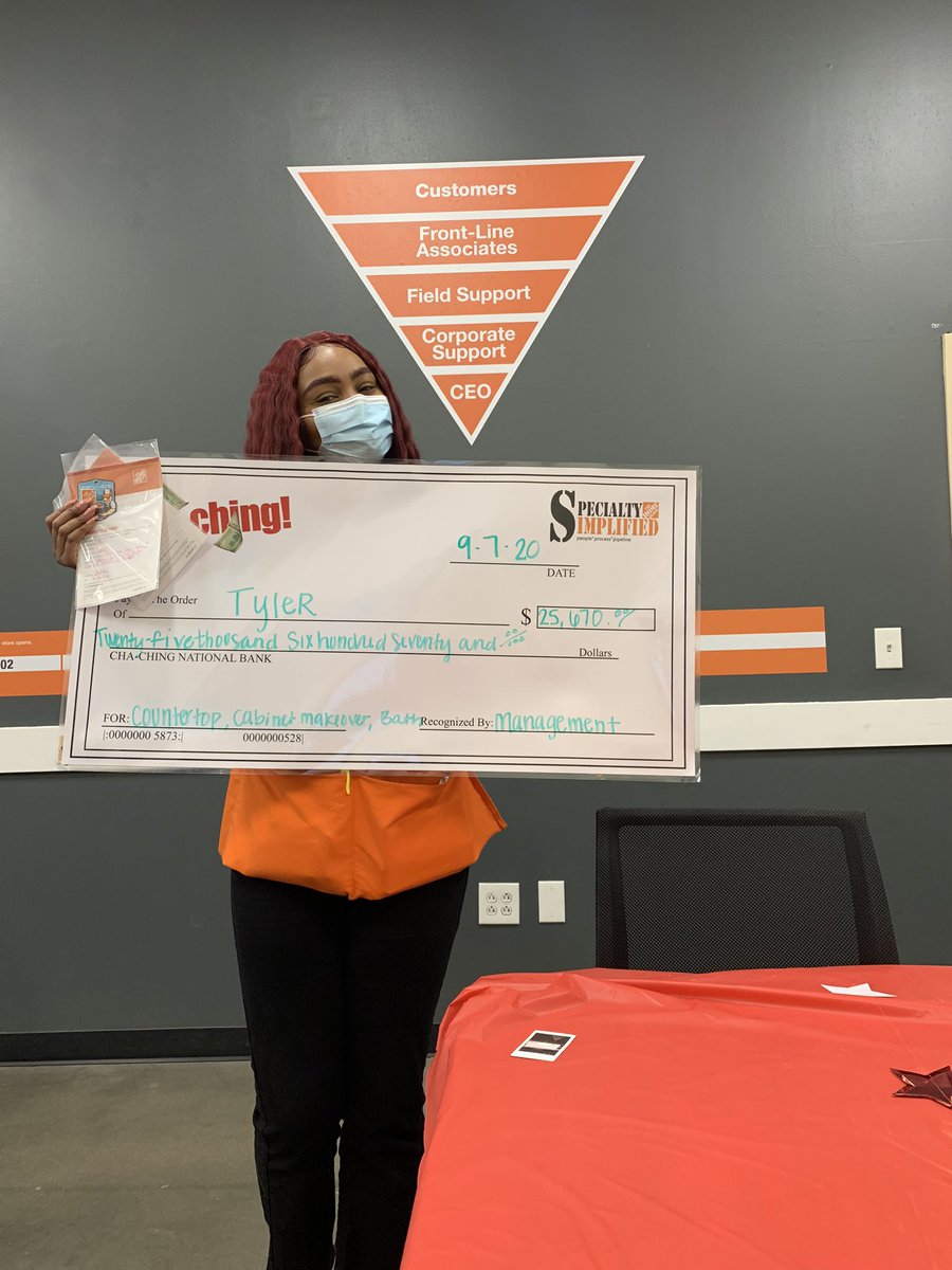 ashleypdaniel's tweet photo. Way to go Mary with her $26,530 kitchen install! And Tyler knocking it out of the park with her $25,670 in leads in the past two weeks, on top of being the top generator on her team! You ladies rock! #d91moredoings #d91servicerecognition @sabrinaseidel22 @AccAreta @guest_charles https://t.co/iOlQ0JD6jr