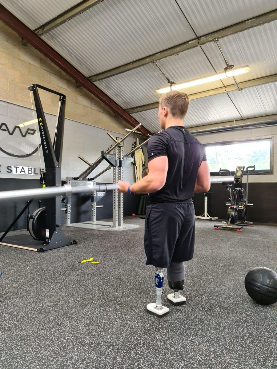 BillyMonger's tweet image. Surround yourself with good people who PUSH YOU! 💪🏼🏋🏼💯 #MondayGrind