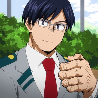 KILUC0RE's tweet photo. iida tenya is just an eager boy who literally had to deal with walking in the footsteps of his vitally injured big brother who he idolized for his whole life and he is an amazing friend to deku and todoroki and also he is very cool and goes fast. STOP HATING ON HIM https://t.co/Z9SD4AOfiO