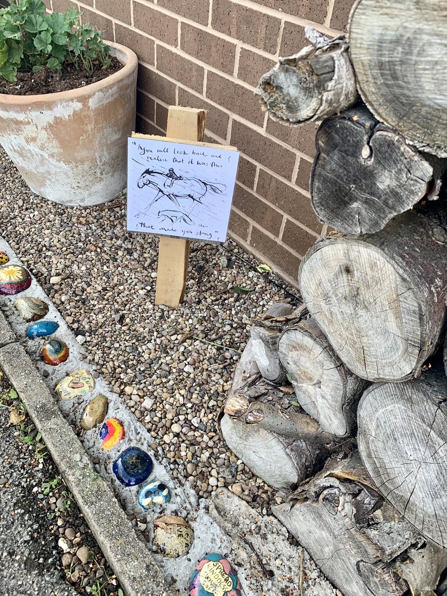 JCAWakefield's tweet image. A fabulous day today training &amp;amp; getting ready for OUR CHILDREN. Look out for our path of hope as you come through school. We remember the past &amp;amp; look forward to the year ahead #PathOfHope 💛