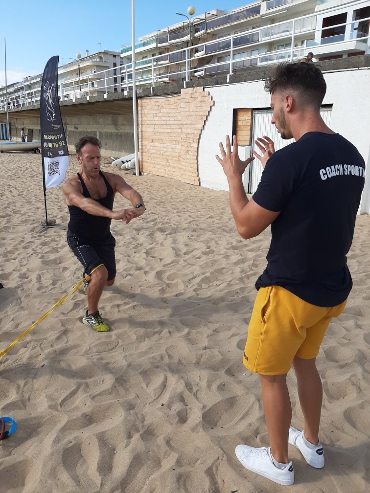 CommunicationAj's tweet image. Deuxième tournage du Teaser pour Mat-trainer, à La Baule.

#Video #camera4k #teaser #sport #coachsportif #LaBaule #plage #montagevideo