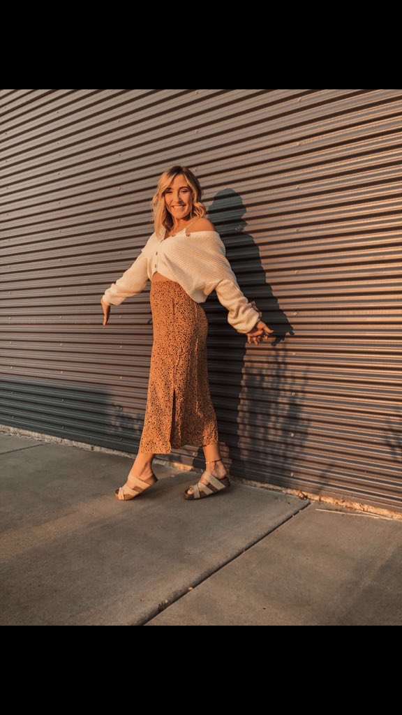 _laurenbowen's tweet photo. 🐆 https://t.co/rpBYQpR5uL