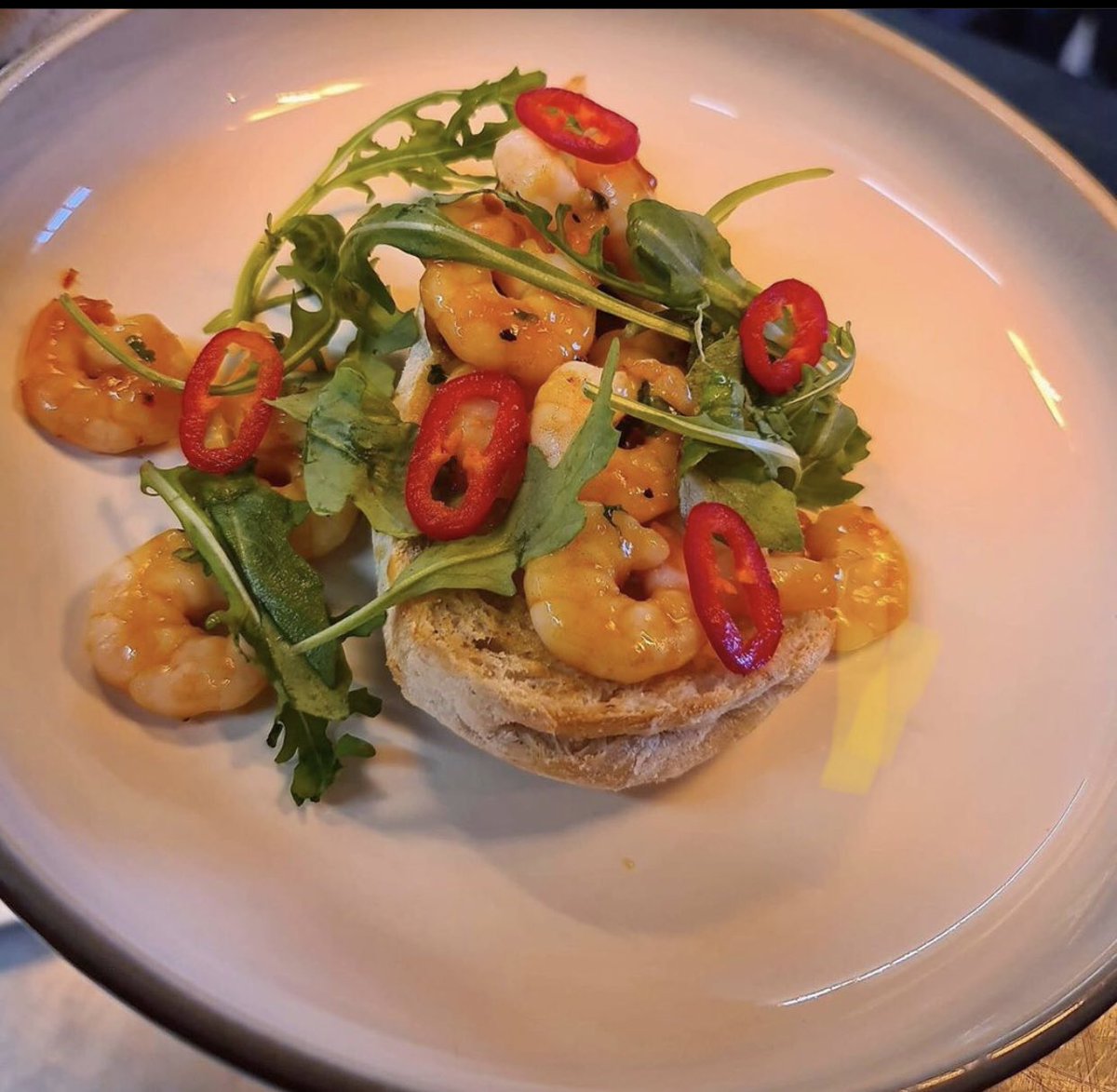 giannagardiiner's tweet image. Apologies for the plug but I just had to share this. My boyfriend has opened up his own restaurant!! Here’s some pics, it’s called The Tartan Rooster n it’s in Kincardine. Please give this a wee share as it costs nothing to retweet a small business ❤️