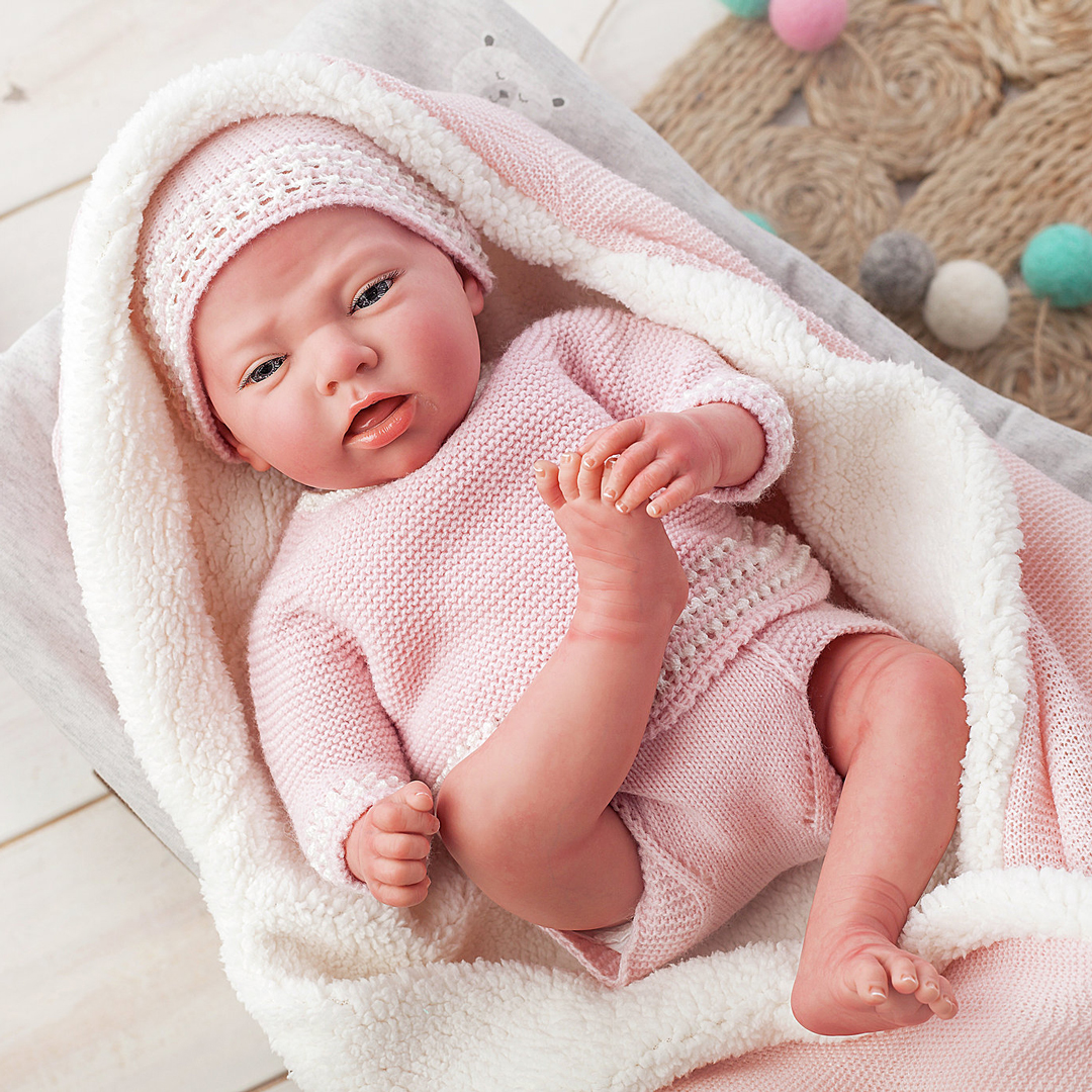 PanacheKids's tweet photo. Visit our gift page and see the most beautiful selection of dolls, prams, strollers and stunning accessories - most of them come presented in pretty box with graphics 💜💛💚🧡 Click to browse https://t.co/Zj4baNCiGm https://t.co/C4ET66NzTT