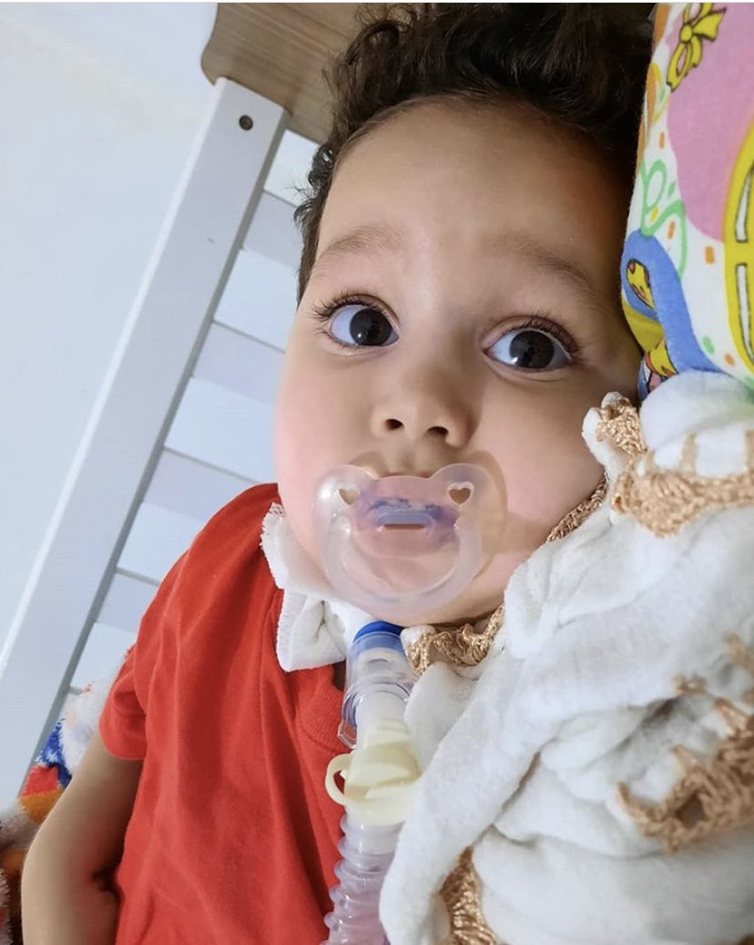 amearthurbelo_'s tweet photo. Olhando nos seu olhos meu filho só peço a Deus cada dia mais força pra lutar pela sua felicidade. Vamos conseguir seu remedinho e com ele você terá uma vida diferente, eu acredito na união das pessoas! https://t.co/WgaPWVrCjS https://t.co/a0k5kwwBCT