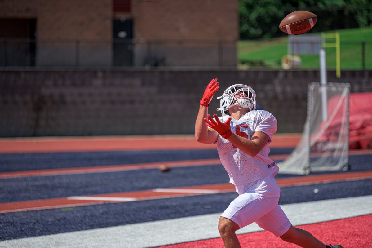 MiltonEagles_FB's tweet photo. Getting 1% better everyday!!! 11 Days until we Kickoff against Johns Creek!!! #Mpire20 #MiltonStrong #MaskUp #WeWantToPlay #SoMuchFun

@MiltonHighSch @Milton_AD1 @Slymom261 @coachclack23 @CoachBenReaves @coachconnell85 @vinnysylvestri @CoachCarlVice @CoachRMWilliams @BradZettler https://t.co/nON2q8LSxg