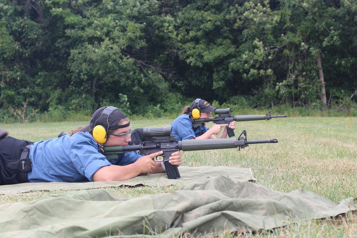 HMCS_NCSM_STAR's tweet photo. It's range day! Sailors from HMCS STAR recently visited the range to train on the #C7A2 service rifle.
Photos by S2 Max Lejawka
#Navy #RCNavy #HMCSStar #hamont https://t.co/JYrafJgP0G