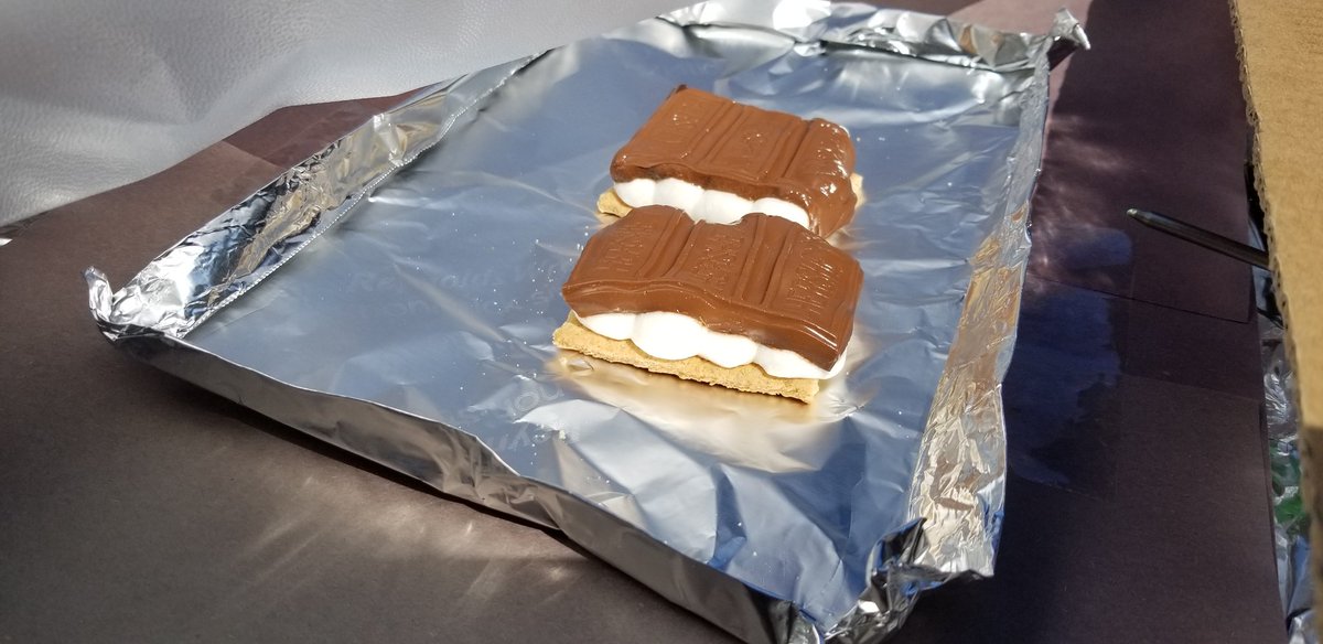 SamanthaMcGari2's tweet photo. @Harrison_STEM
Solar Oven :) https://t.co/2mTn3RtNgd