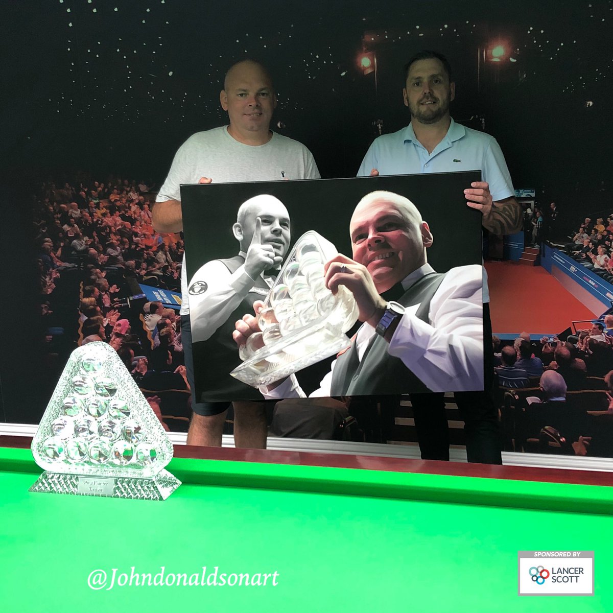 johndonart's tweet photo. Finally got to hand over my #painting to current #snooker masters Champion #stuartbingham what a top top bloke he is too. https://t.co/26itjVoW4c