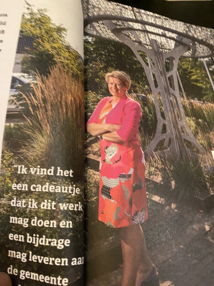 Leuk verhaal van/met wethouder <a href="/ursulabekhuis/">Ursula Bekhuis-Groothuis</a> in het nieuwe ondernemersmagazine Tubbergen; geinige jurk ook...