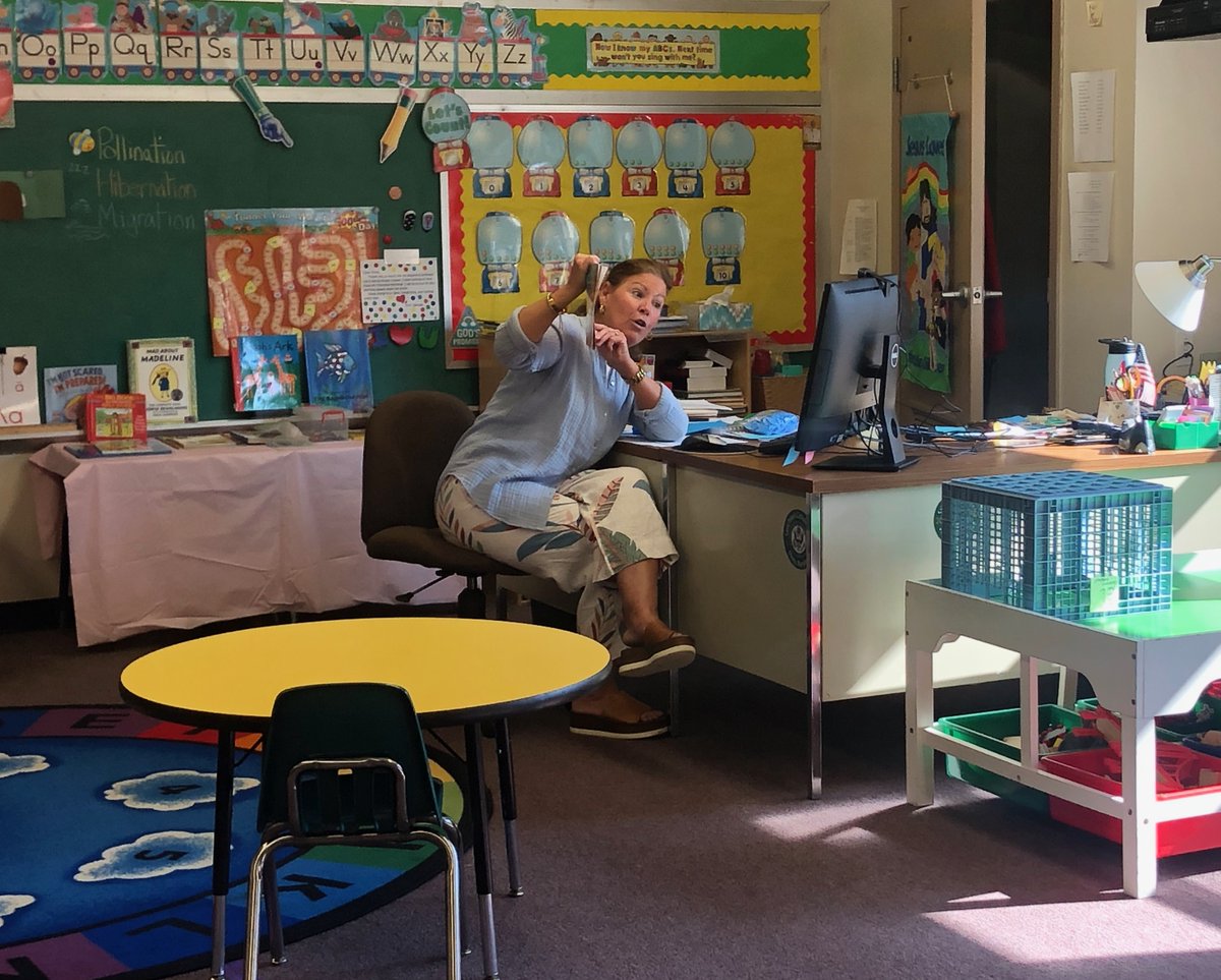 K_Cocozzella's tweet photo. On Friday, we hosted virtual orientation sessions for students who did not join us on campus last week. While we didn't get to see these boys and girls in person, the @StPetersOlney teachers welcomed them into the 20-21 school year with the same energy and love! #onepanther https://t.co/ASsDpqFXcE