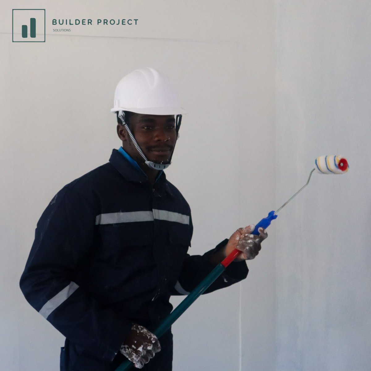 Builderproject1's tweet image. All you need to paint is a few tools, a little instruction, and a vision in your mind.
Applying first coat of painting.
@gpcsgh
#Builderproject #Builderprojects #Builderprojectsolutions