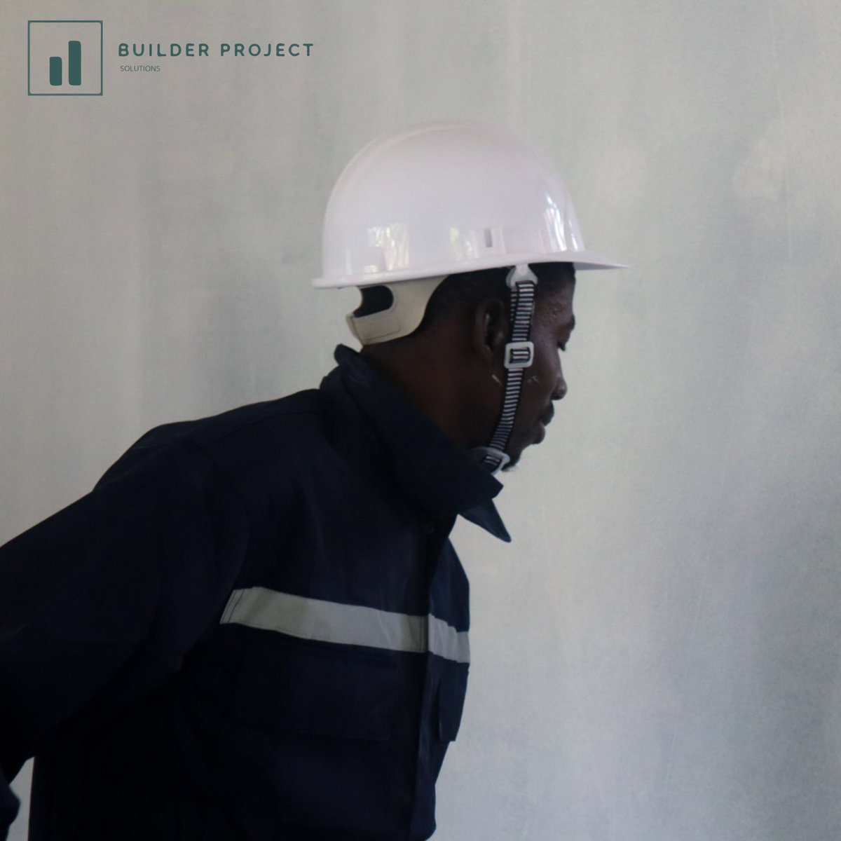 Builderproject1's tweet image. All you need to paint is a few tools, a little instruction, and a vision in your mind.
Applying first coat of painting.
@gpcsgh
#Builderproject #Builderprojects #Builderprojectsolutions