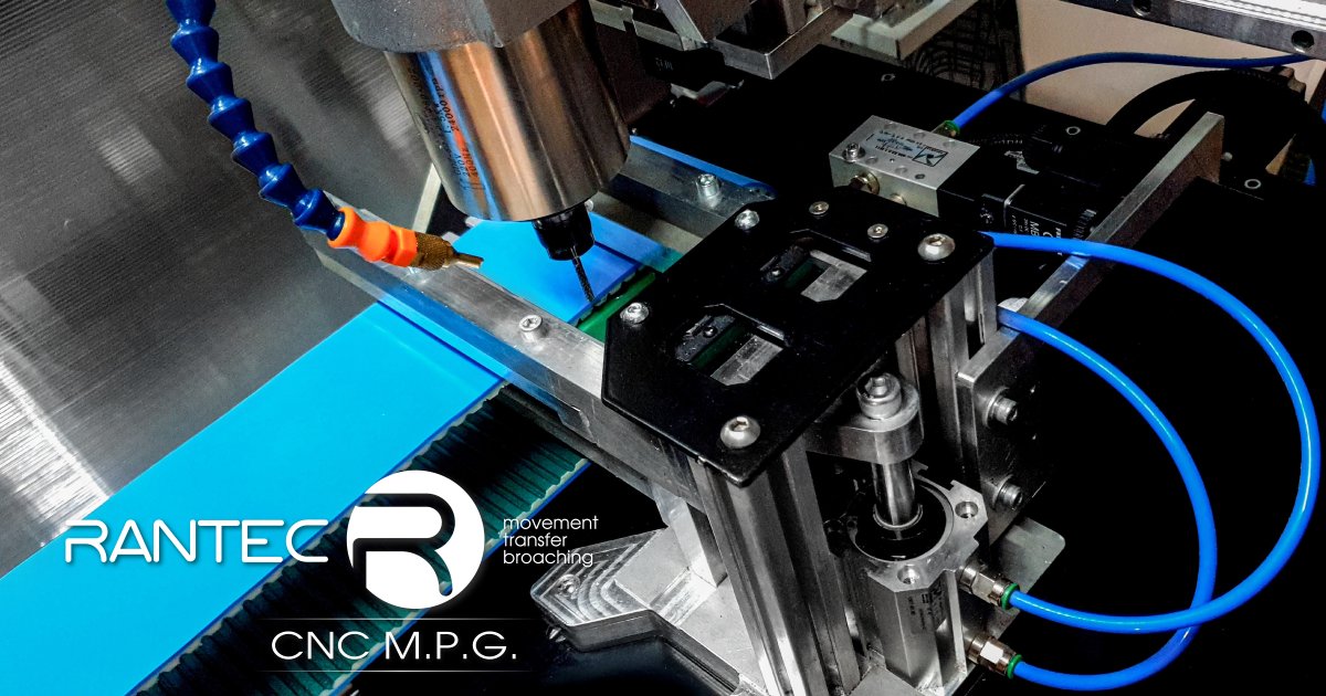 RANTEC8's tweet photo. We manufacture cnc belt processing machines.  This equipment can be used to produce, for example, VFFS belts and much more. #cnc #rantec #processingbelts https://t.co/bHL43uDAwW
