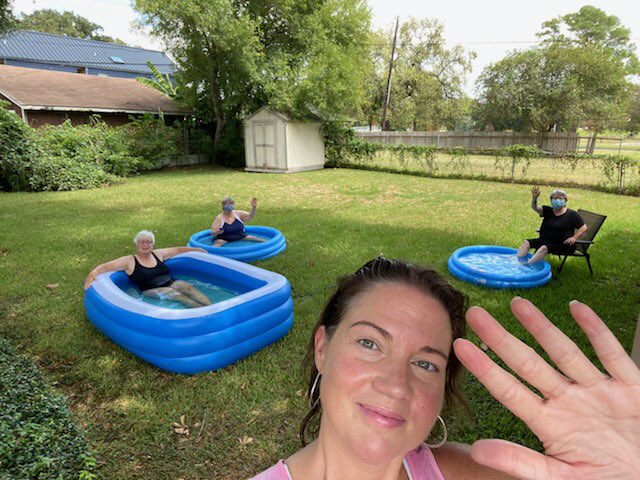 laurelk229's tweet photo. #LaborDayOn #PoolParty #SocialDistancing #ThisIsSo2020 https://t.co/oMn6hkIYhh