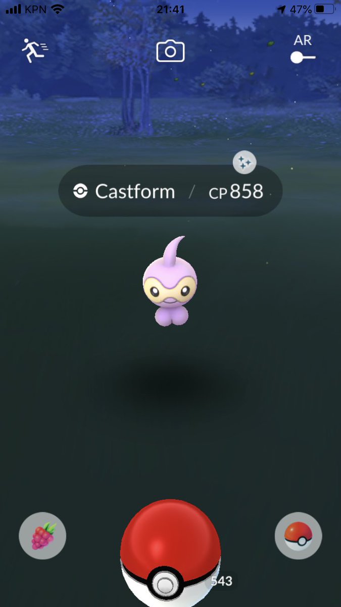 070guy's tweet image. She shines #Castform 🤩