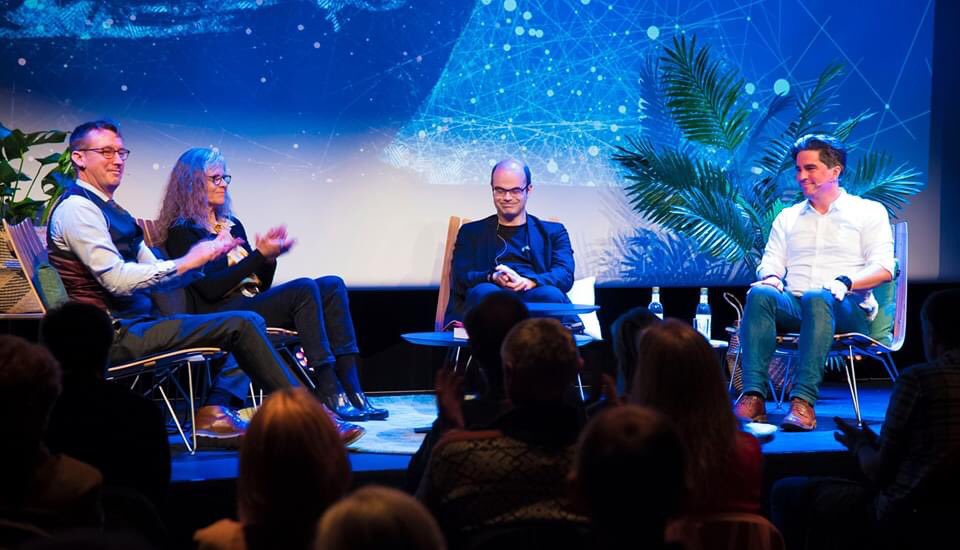 bjornsonfest's tweet photo. En eventyrlig FESTIVAL er over!
Tusen hjertelig takk til alle som bidro med kunnskap, formidlingsevne, kvalitet og engasjement, 
til alle våre fantastiske frivillige, støttespillere og PUBLIKUM.
48 arrangement, 4 500 billetter, 4900 som har fulgt oss på nett.
Foto: Øystein Eik https://t.co/Fvt7iuysqT