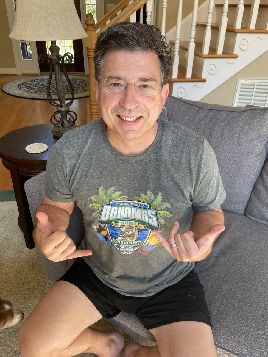 ⁦@49ersLicensing⁩ Ready for CLT to beat APPState this week, sporting my first ever bowlshirt. Been a Niner since 77.