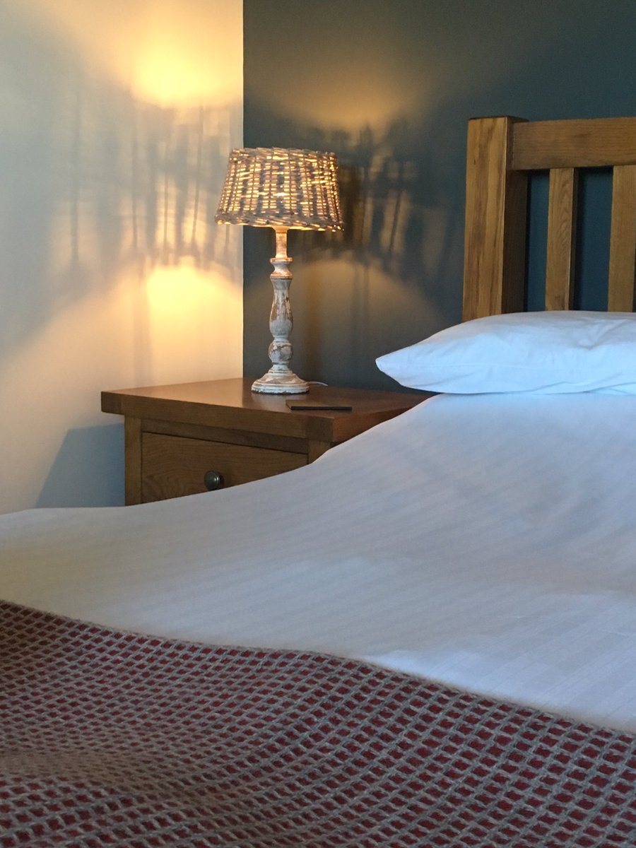 llysholidays's tweet photo. Due to last minute cancelation we have availability for 2 weeks from 11 - 24 of September in Llys Bach. 
DM for more information.

Mae gennym aergaeledd munud olaf rhwng 11 a 24 o Fedi yn Llys Bach
Anfonwch negas am fwy o fanylion. https://t.co/ErsOyxdeST