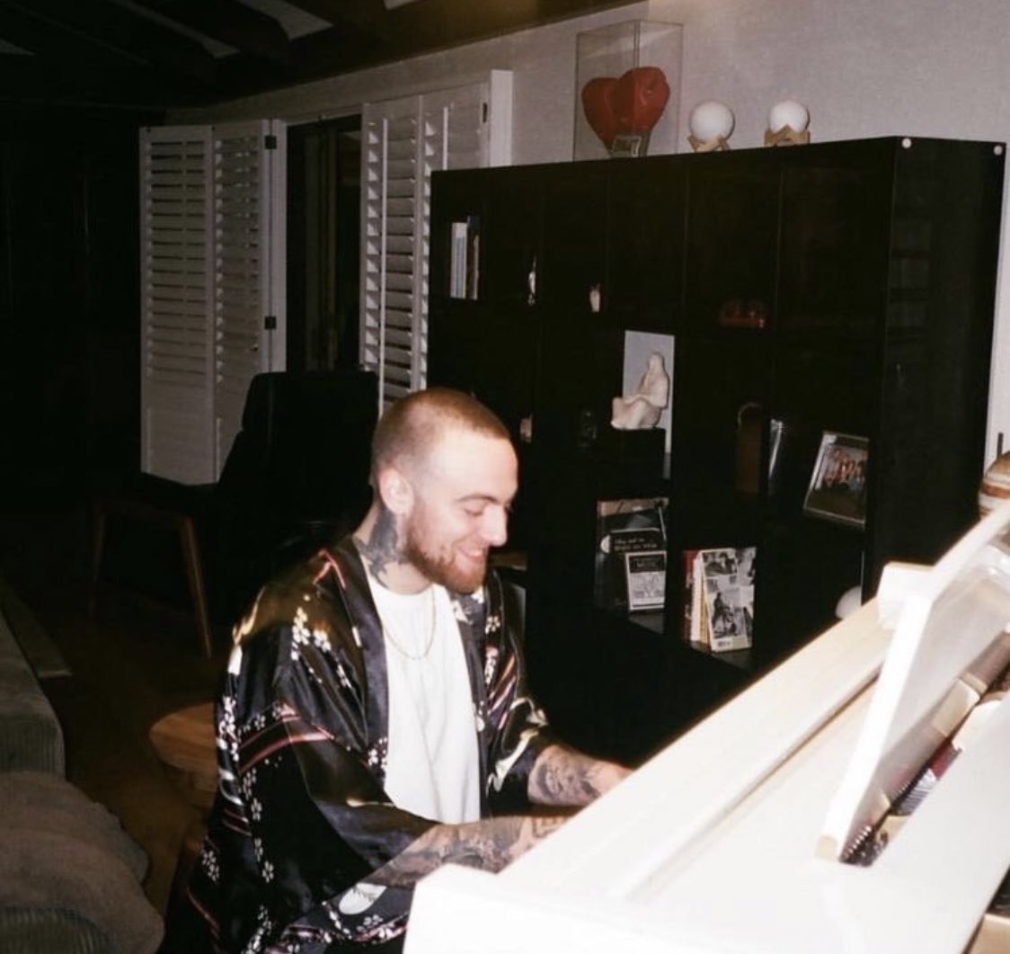 ChiIIVlbes's tweet photo. It's been 2 years since we lost this legend.

The world was a much better place with you.

Rest in paradise, Mac. https://t.co/u9SkpH0ztF