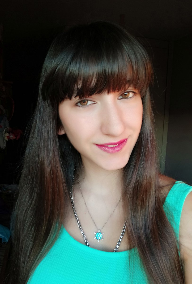 Siendo feliz con lo que tengo y con la gente que está conmigo... No lo cambio por nada... #Happy #SmileForever