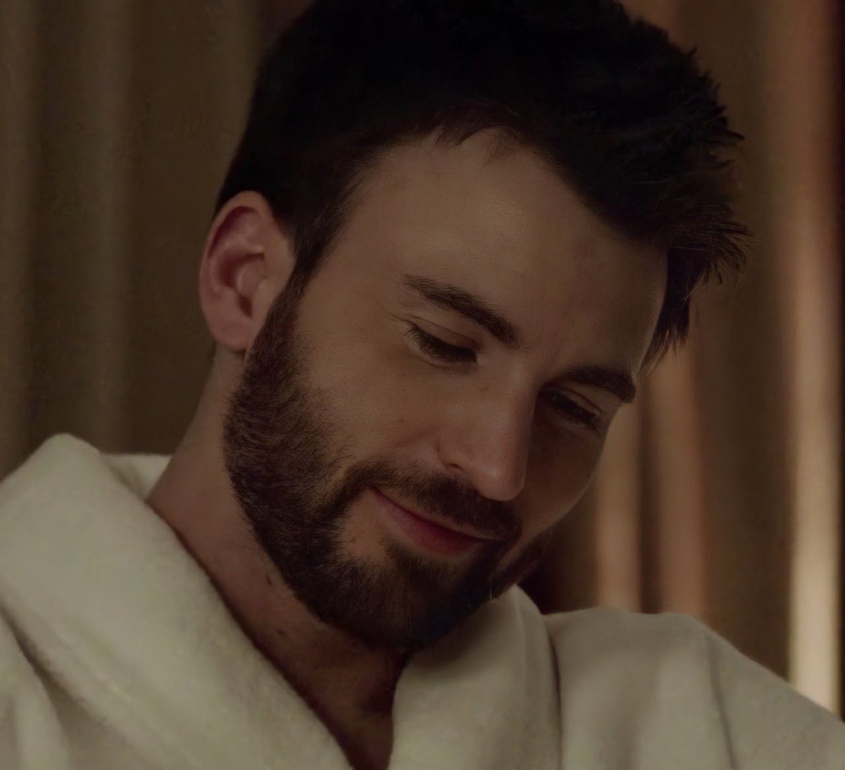 appreciation for roles in which chris evans got to keep his beard, thank you for your service 🥰