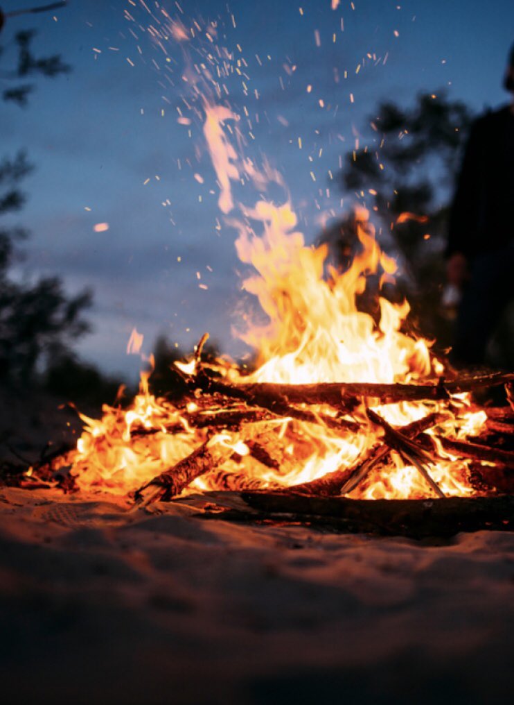 Slack_Squatch's tweet photo. 🚨POLL RESULTS🚨
Votes on social media platforms prove campfire scent is a season favorite over pumpkin spice.
🔥29
🎃13
Meaning a #SlackSquatch Beard Balm scent of 🔥 will be available for a limited time - limited stock.
Release date coming soon!
Keep it 🔒 spread the 🗣! https://t.co/giQuuEzhAT