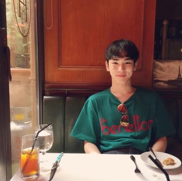 thinking about boyfriend key: a thread #key    #SHINee  